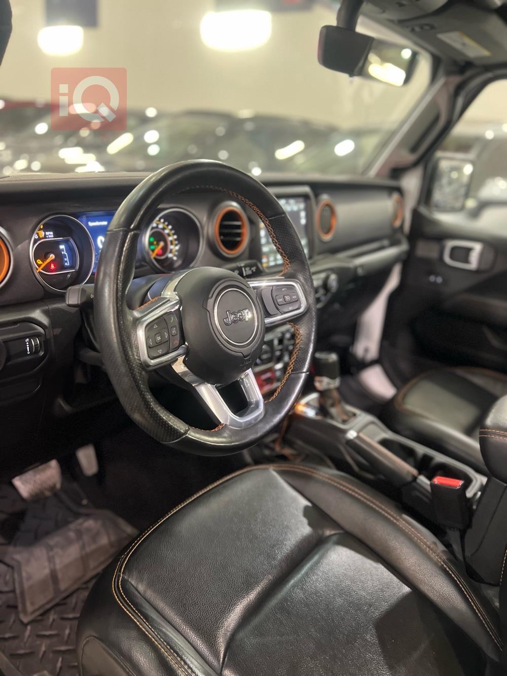 جيب جلاديتور